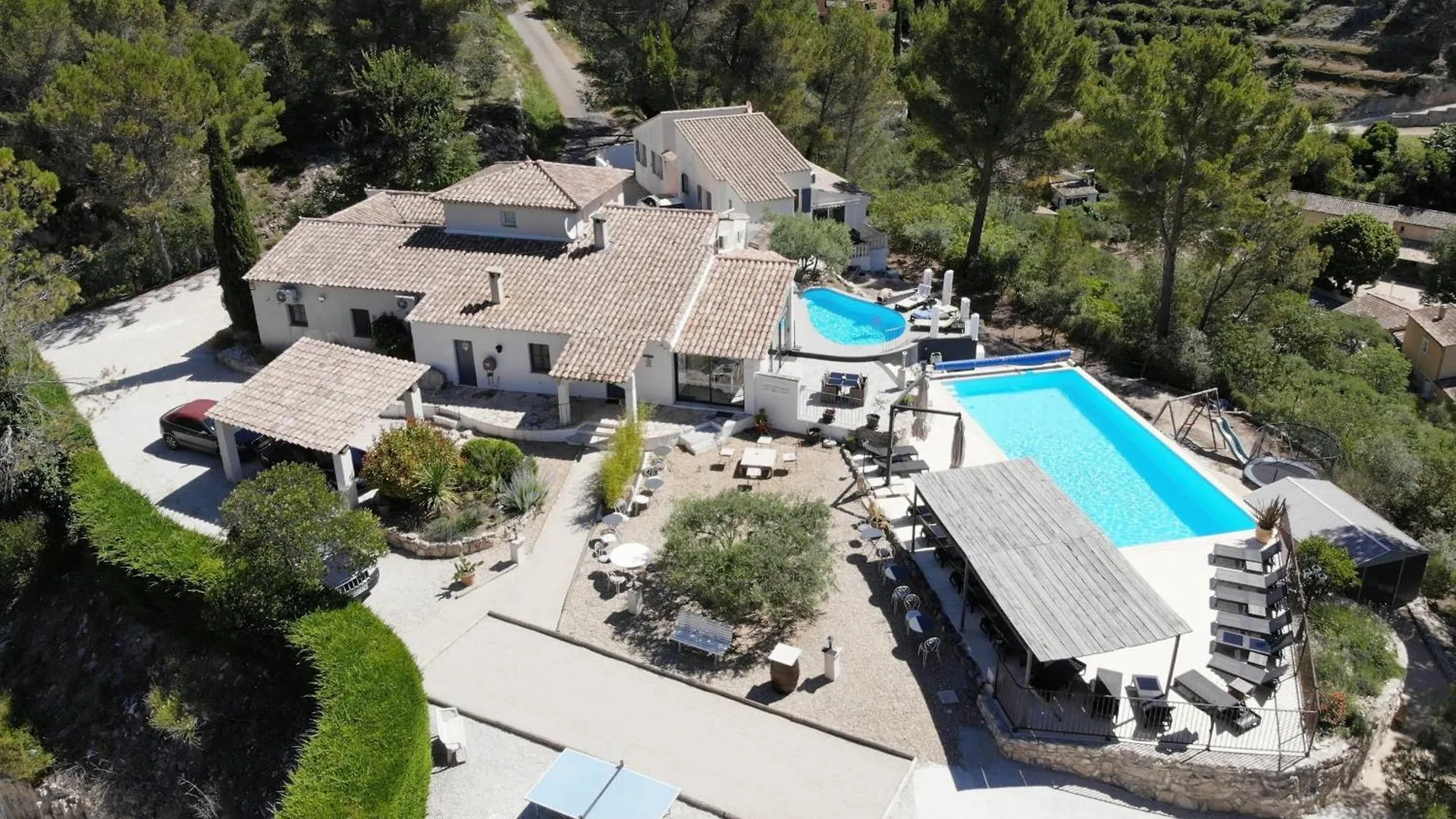 7 Hôtels Centraux près de Fontaine-de-Vaucluse qui Valent le Détour