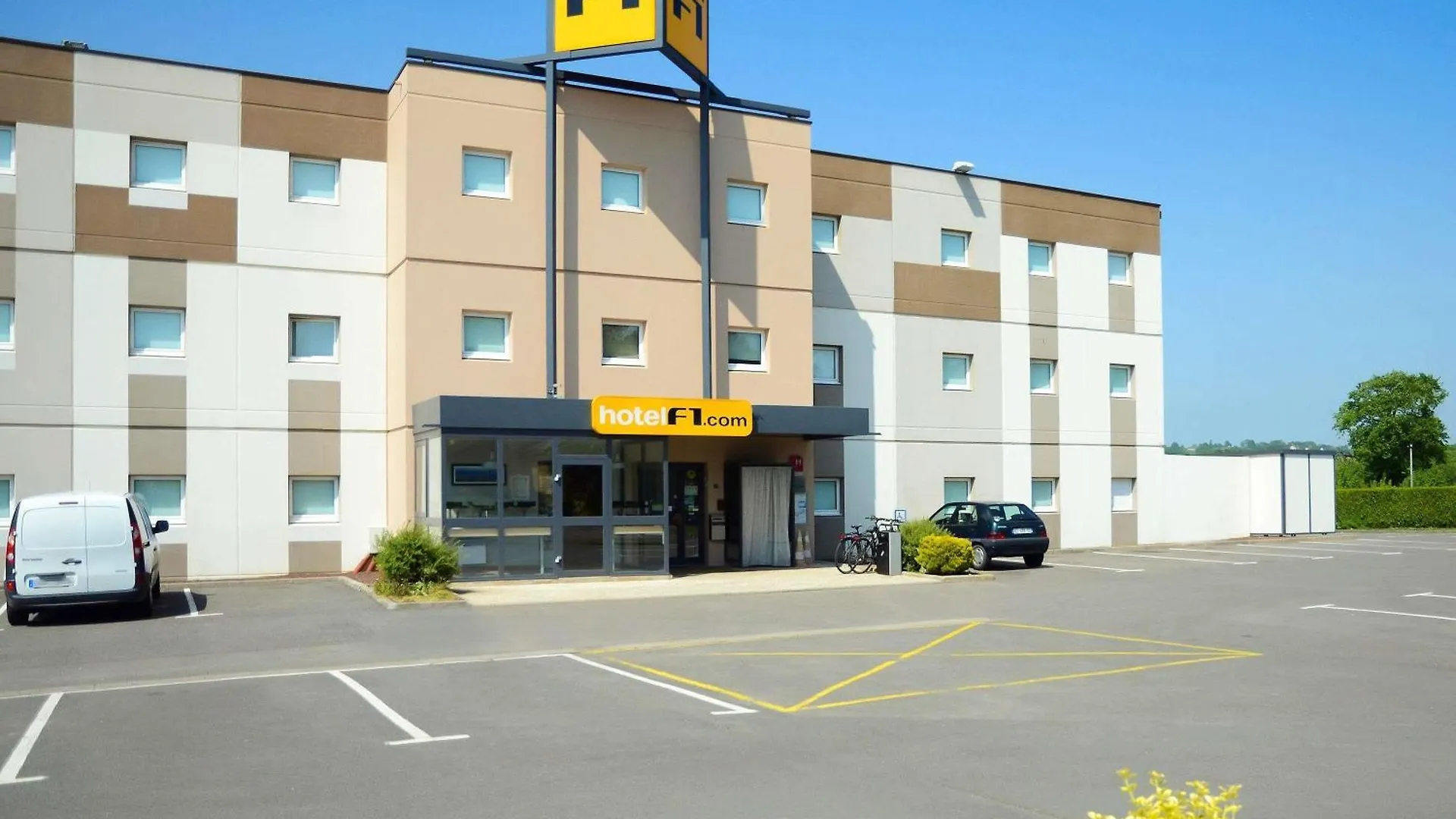 4 Hôtels 3 Étoiles près du Presbytère de Ducey-Les Chéris