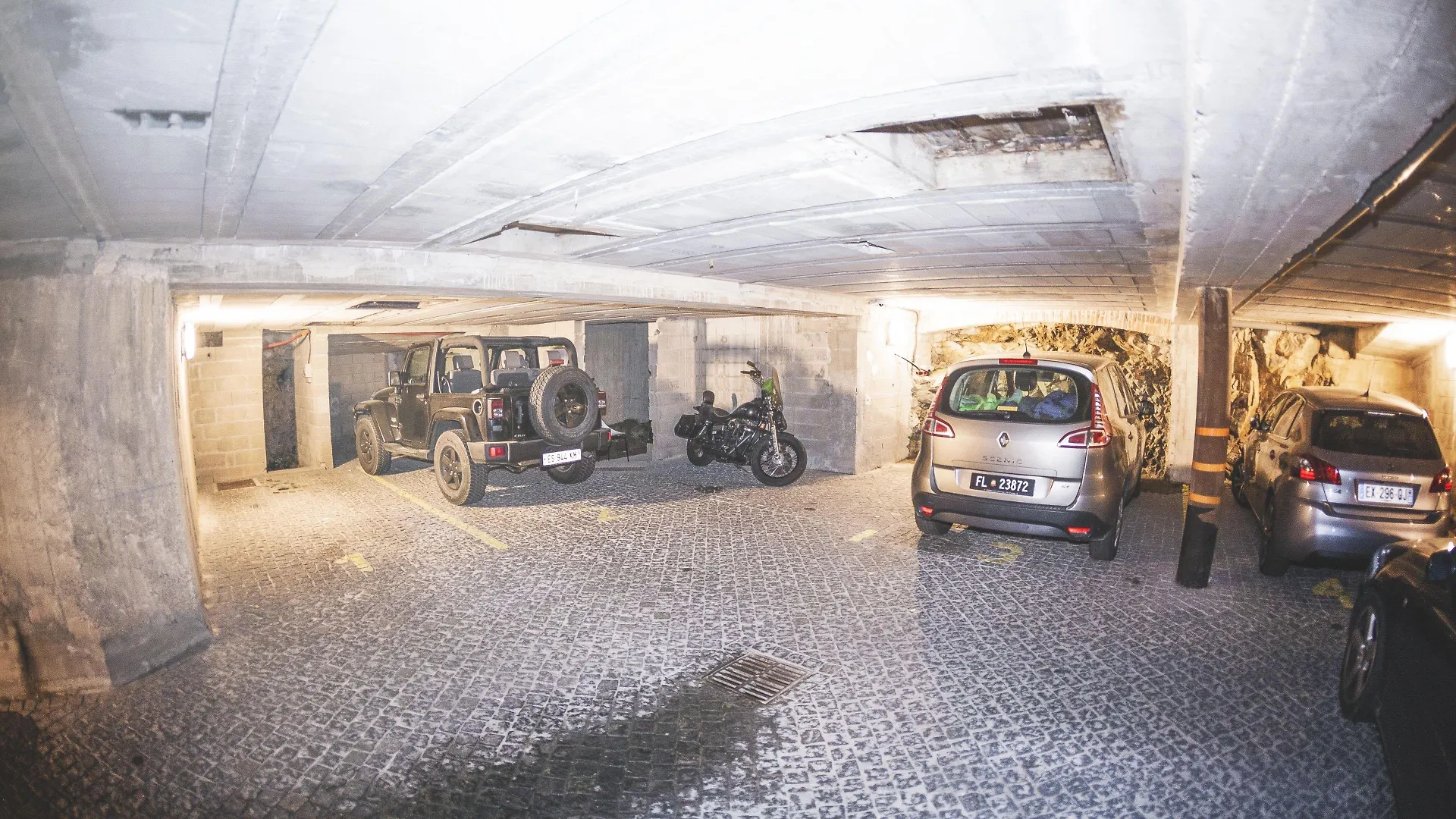 4 Hôtels 4 Étoiles près de la Place de Gaulle à Ajaccio