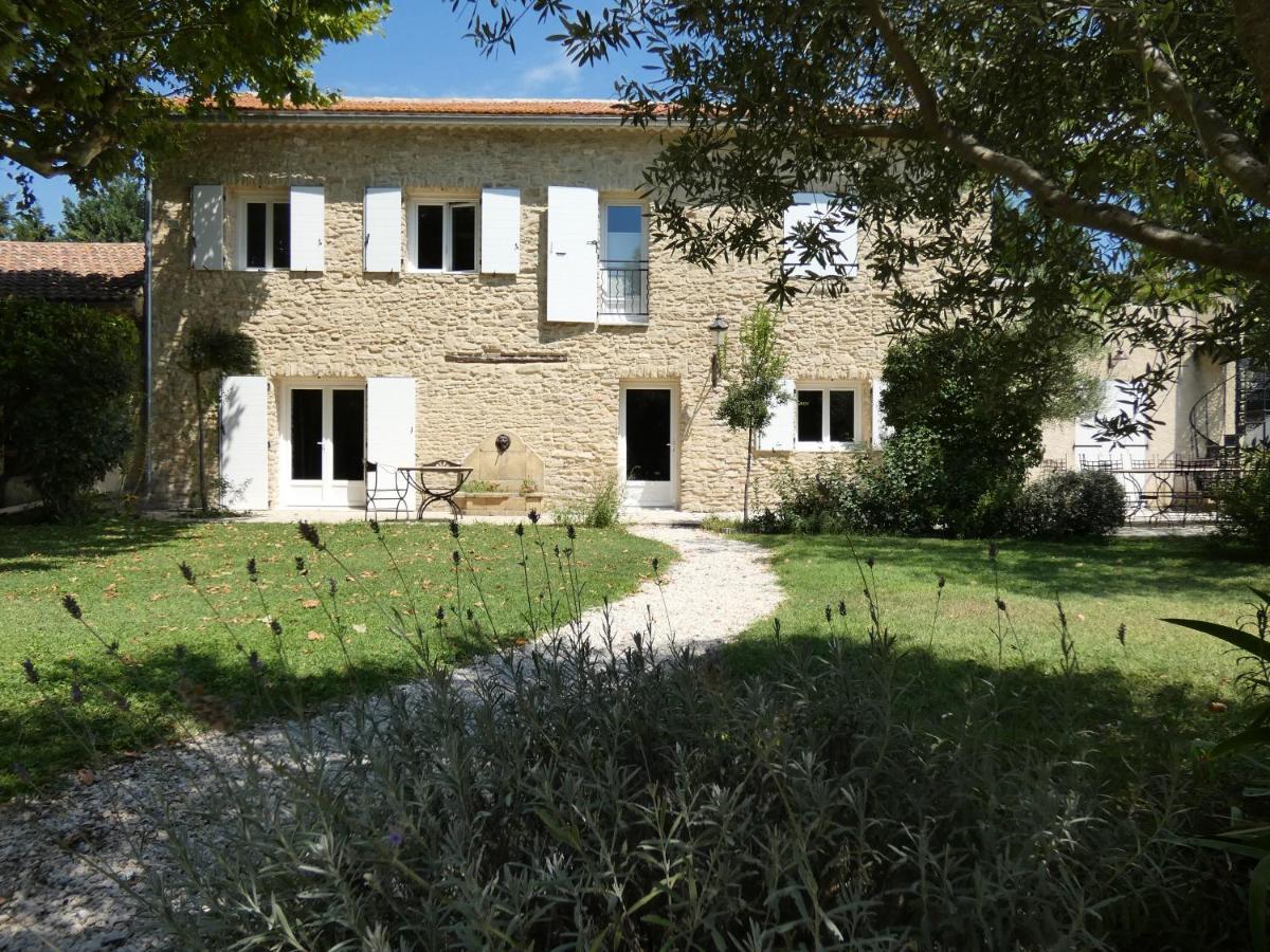 Où Dormir près du Musée du Santon : 4 Hôtels Familiaux à Gordes