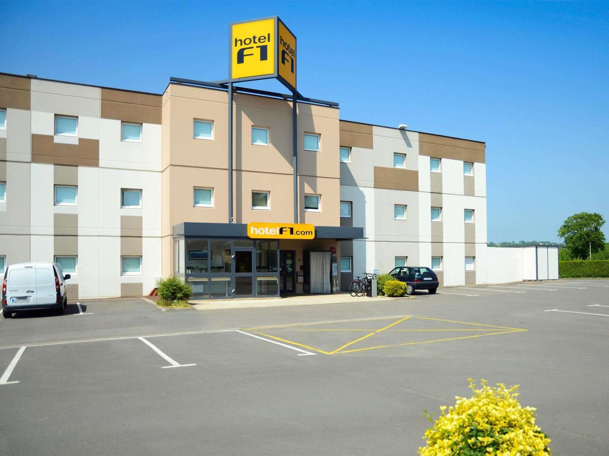 4 Hôtels 3 Étoiles près du Presbytère de Ducey-Les Chéris