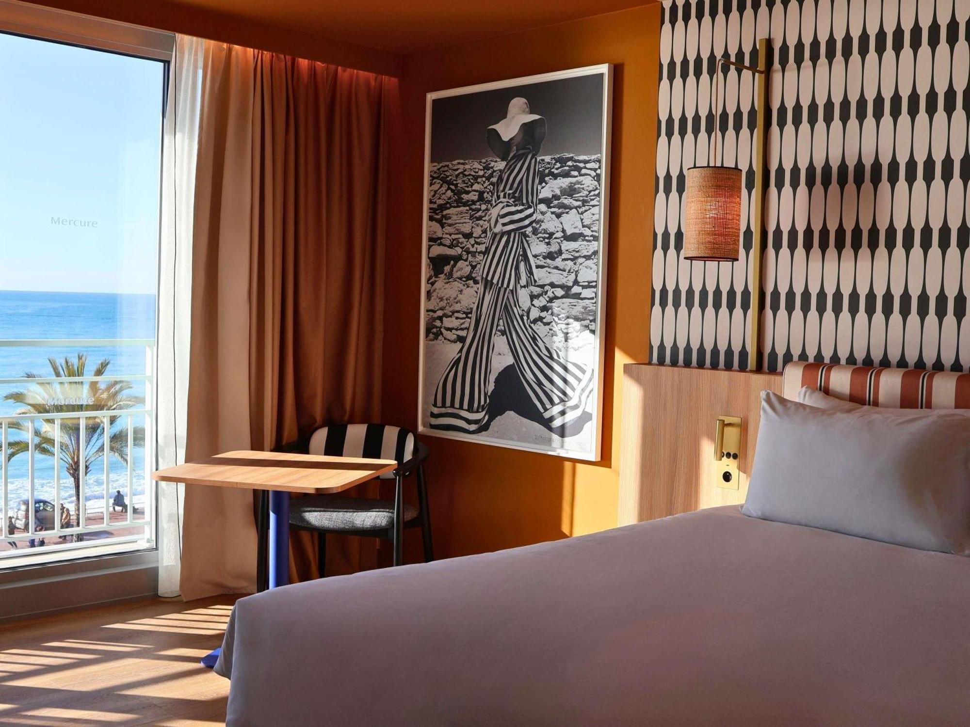 6 Hôtels Centraux sur la Promenade des Anglais à Nice